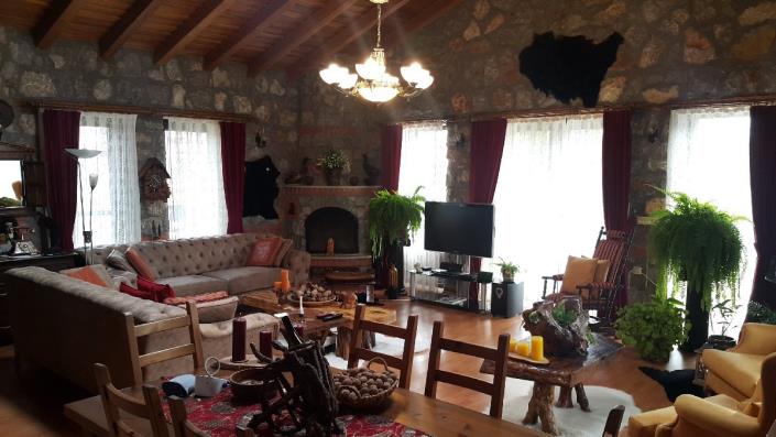 Image No.2-4 Bed Villa for sale