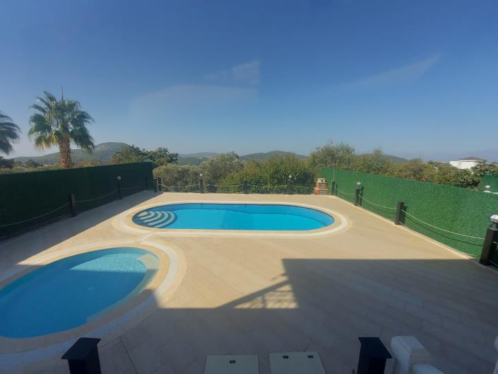 Image No.3-Villa de 5 chambres à vendre à Ovacik