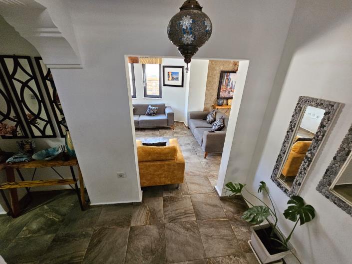 Image No.10-4 Bed Villa for sale