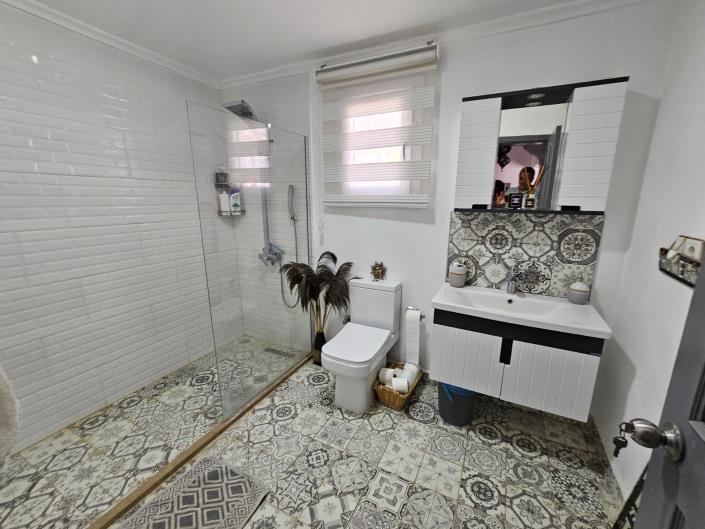 Image No.24-4 Bed Villa for sale