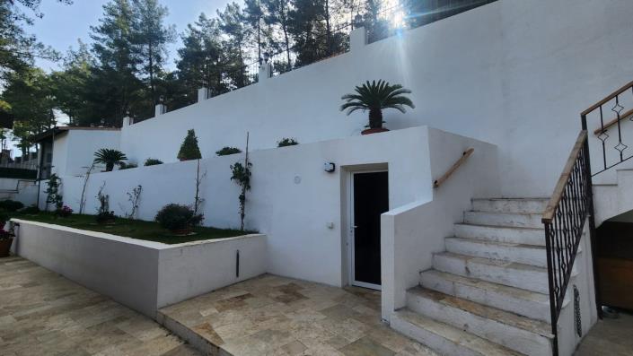 Image No.12-3 Bed Bungalow for sale