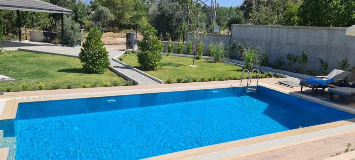 Image No.17-2 Bed Bungalow for sale