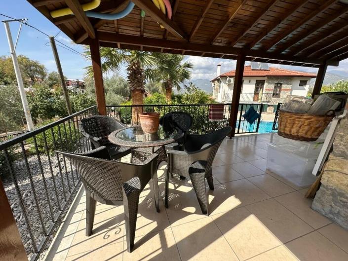 Image No.2-3 Bed Villa for sale