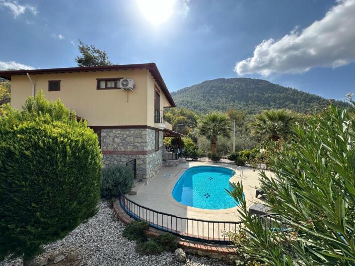 Image No.26-3 Bed Villa for sale