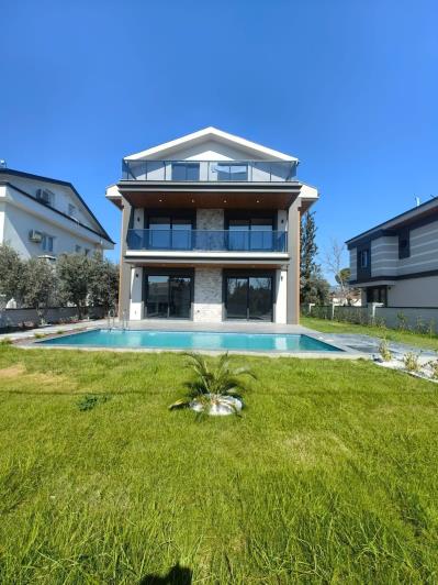 Image No.7-Villa de 6 chambres à vendre à Kemer