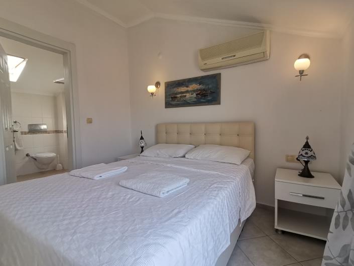 Image No.13-2 Bed Apartment for sale