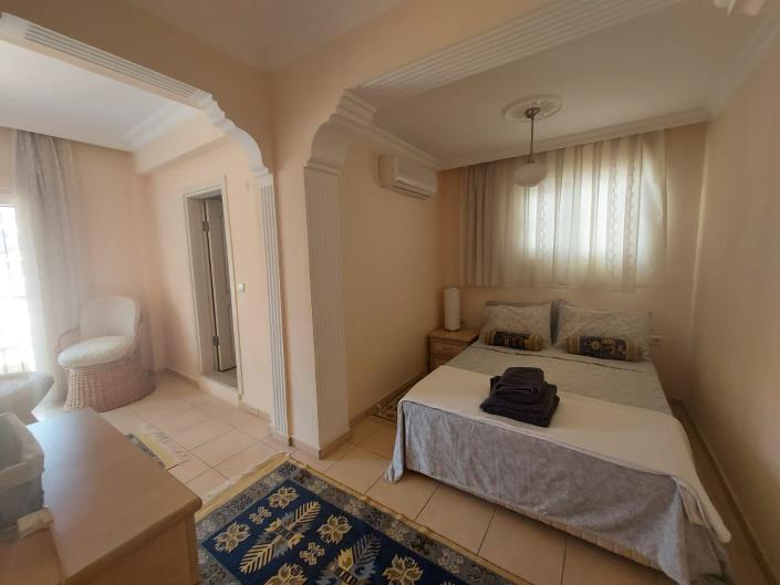 Image No.11-4 Bed Duplex for sale