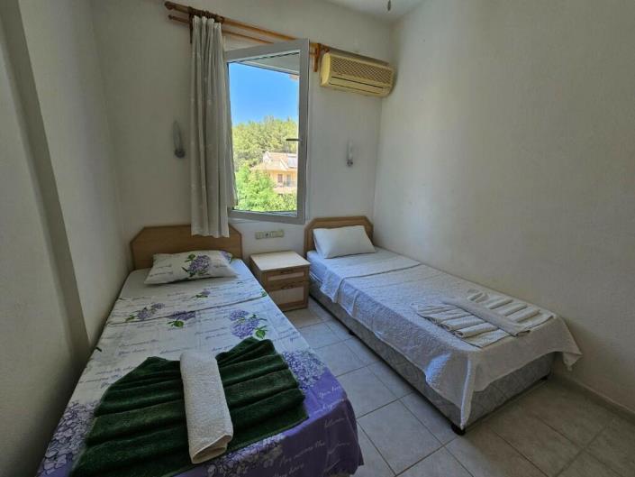 Image No.12-5 Bed Duplex for sale