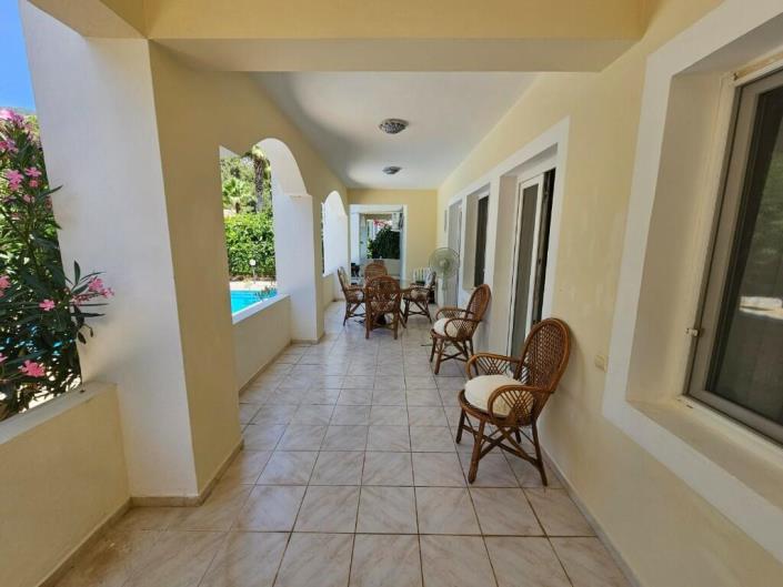 Image No.8-5 Bed Duplex for sale