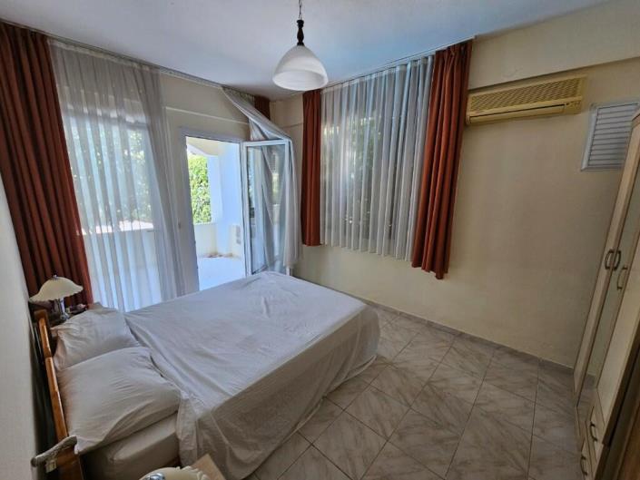 Image No.20-5 Bed Duplex for sale