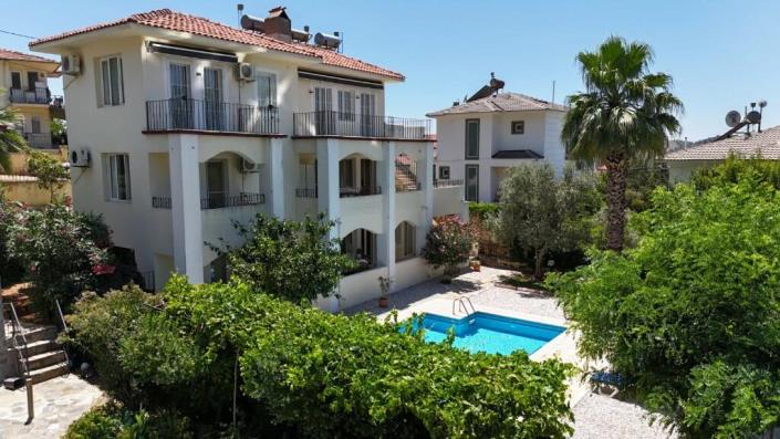 Image No.25-5 Bed Duplex for sale