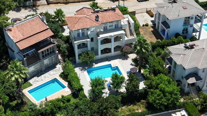 Image No.26-5 Bed Duplex for sale