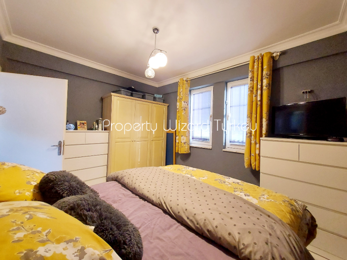 Image No.15-4 Bed Duplex for sale