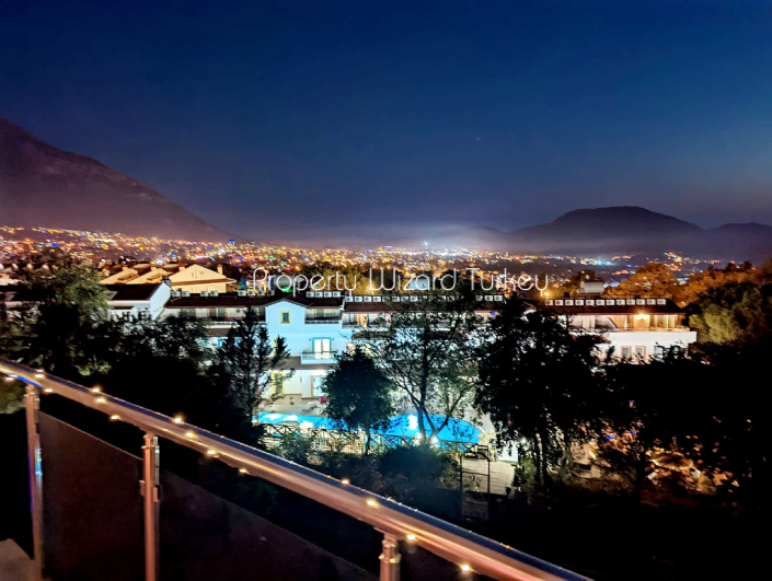 Image No.4-3 Bed Duplex for sale