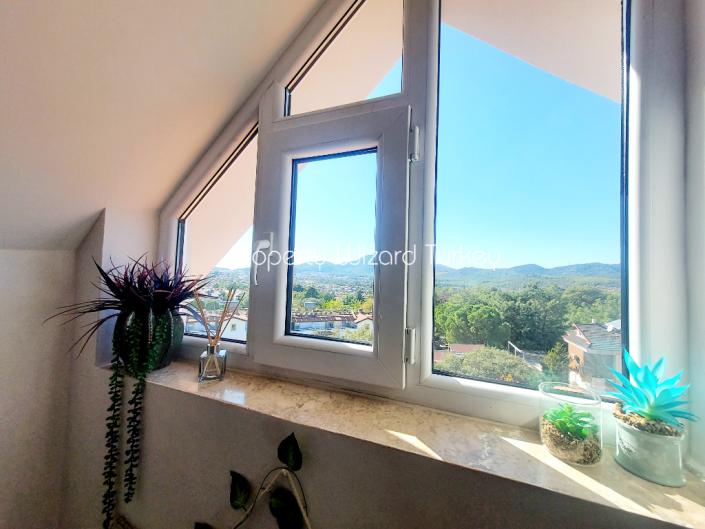 Image No.29-3 Bed Duplex for sale