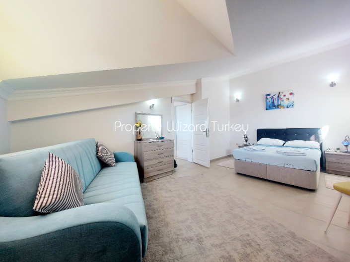 Image No.31-3 Bed Duplex for sale