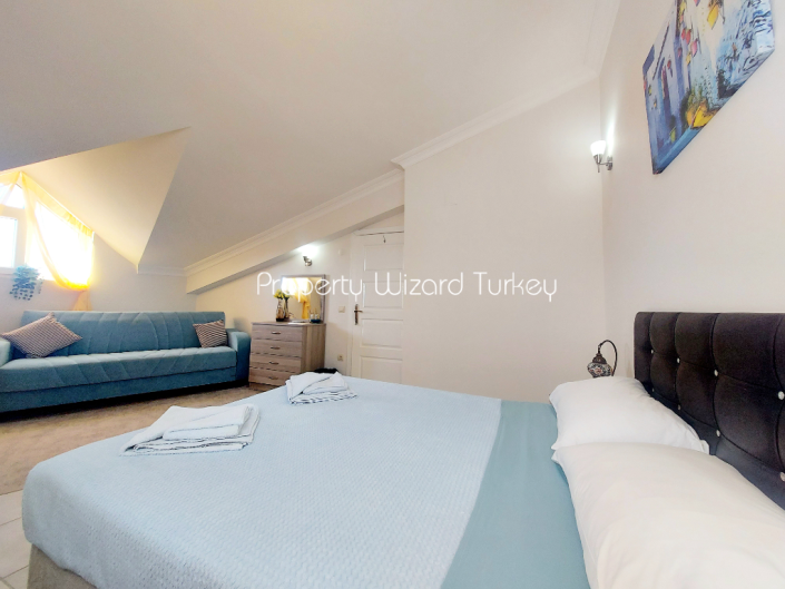 Image No.33-3 Bed Duplex for sale