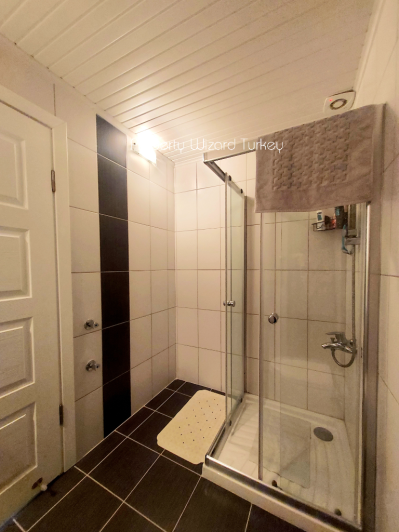 Image No.36-3 Bed Duplex for sale