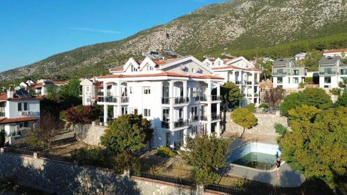 Image No.43-3 Bed Duplex for sale