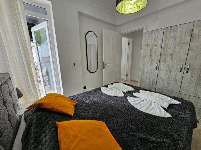 Image No.11-4 Bed Duplex for sale