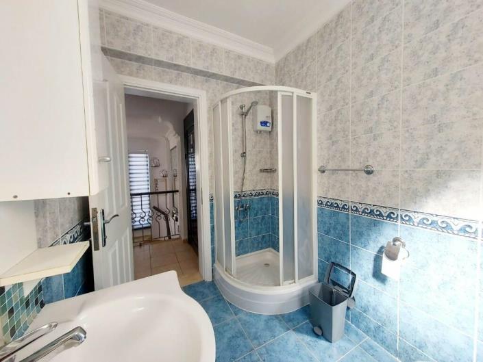 Image No.13-4 Bed Duplex for sale