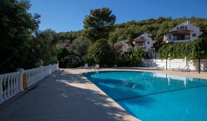 Image No.19-2 Bed Apartment for sale