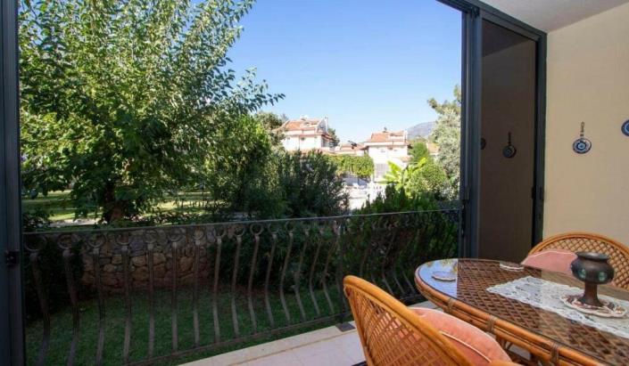 Image No.20-2 Bed Apartment for sale