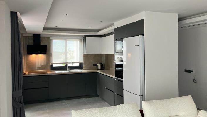 Image No.9-4 Bed Villa / Detached for sale