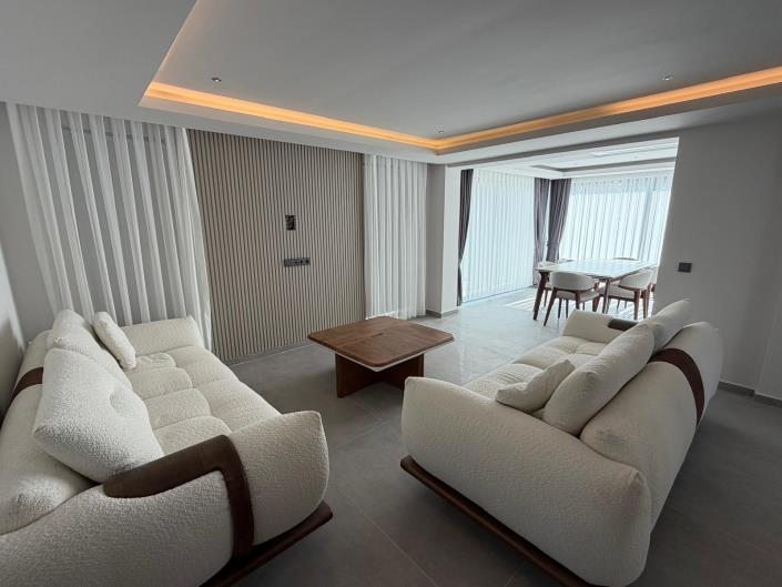 Image No.11-4 Bed Villa / Detached for sale