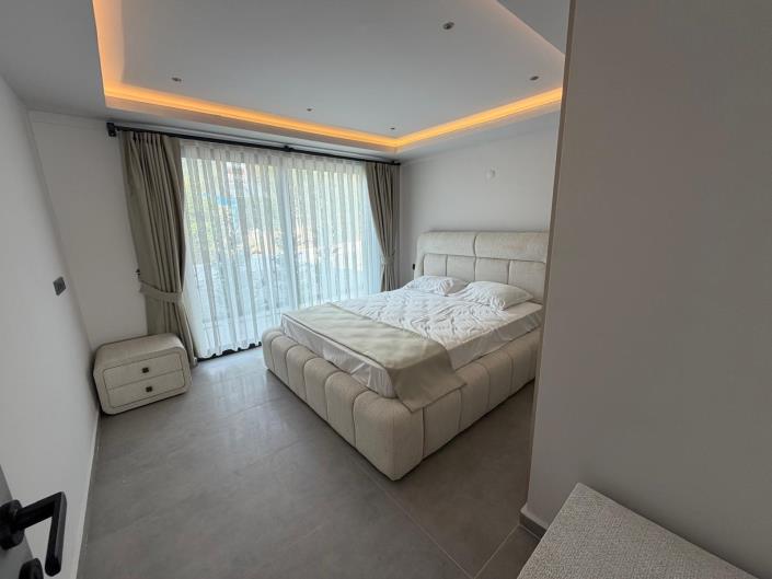 Image No.27-4 Bed Villa / Detached for sale