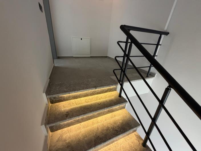 Image No.43-4 Bed Villa / Detached for sale