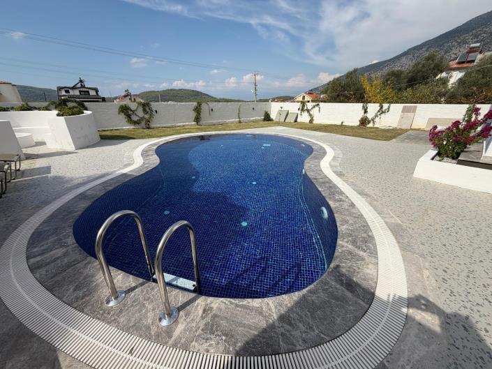 Image No.54-4 Bed Villa / Detached for sale