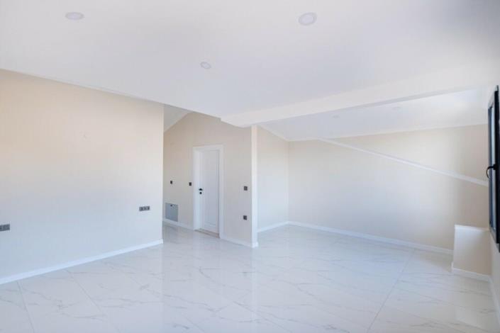 Image No.11-5 Bed Villa for sale