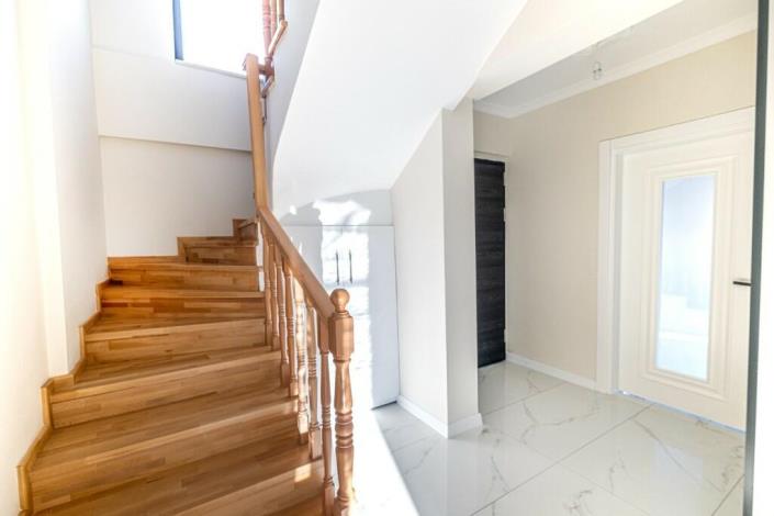 Image No.13-5 Bed Villa for sale