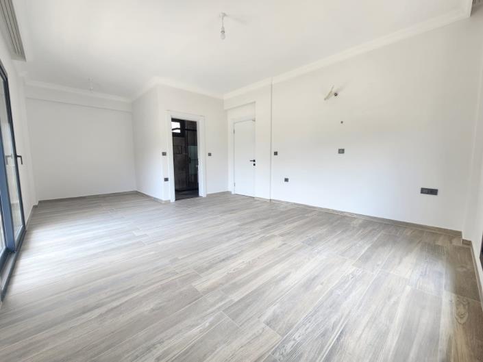 Image No.15-4 Bed Villa for sale