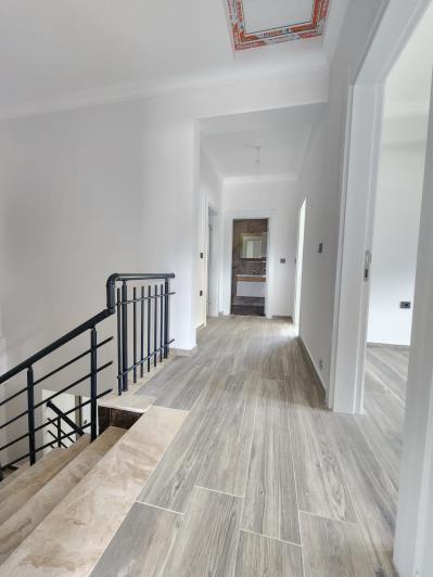 Image No.23-4 Bed Villa for sale