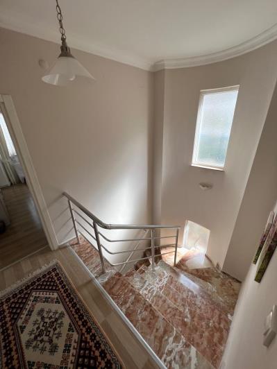 Image No.19-3 Bed Villa / Detached for sale