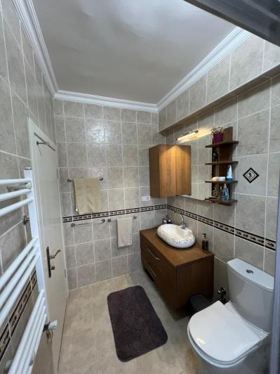 Image No.23-3 Bed Villa / Detached for sale