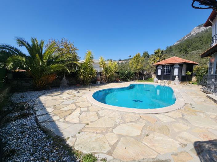 Image No.29-3 Bed Villa / Detached for sale