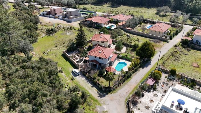 Image No.34-3 Bed Villa / Detached for sale