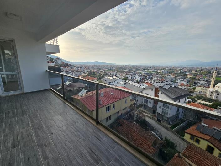 Image No.22-4 Bed Duplex for sale