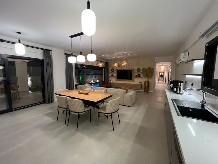 Image No.3-3 Bed Villa / Detached for sale