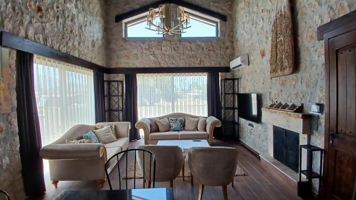 Image No.4-2 Bed Villa / Detached for sale