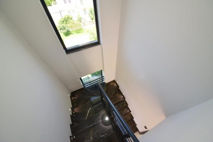 Image No.14-4 Bed Villa / Detached for sale