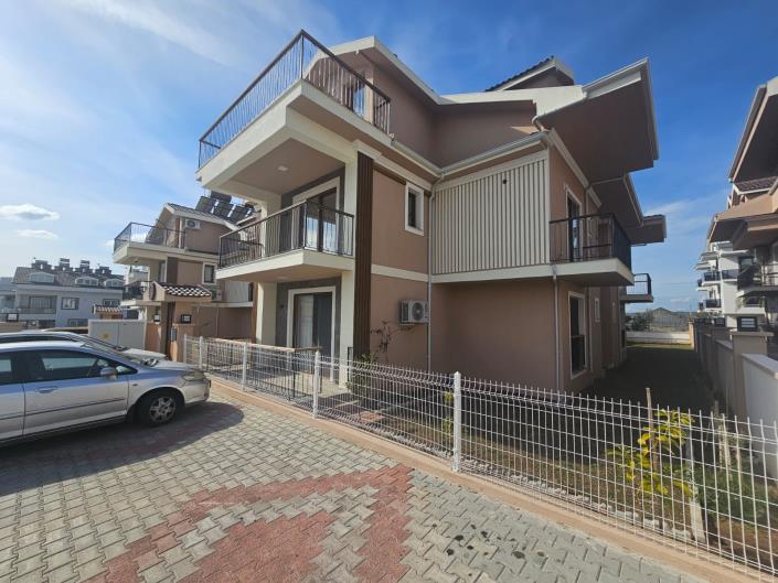 Image No.1-Duplex de 3 chambres à vendre à Fethiye