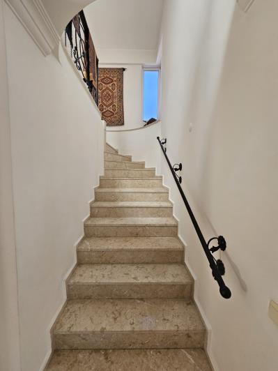 Image No.24-3 Bed Villa / Detached for sale