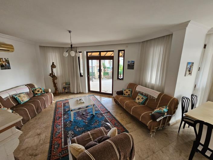 Image No.5-4 Bed Villa / Detached for sale