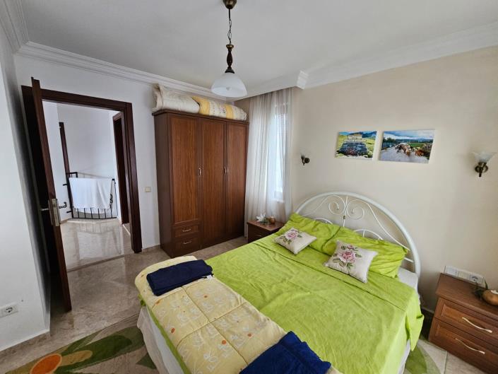 Image No.12-4 Bed Villa / Detached for sale