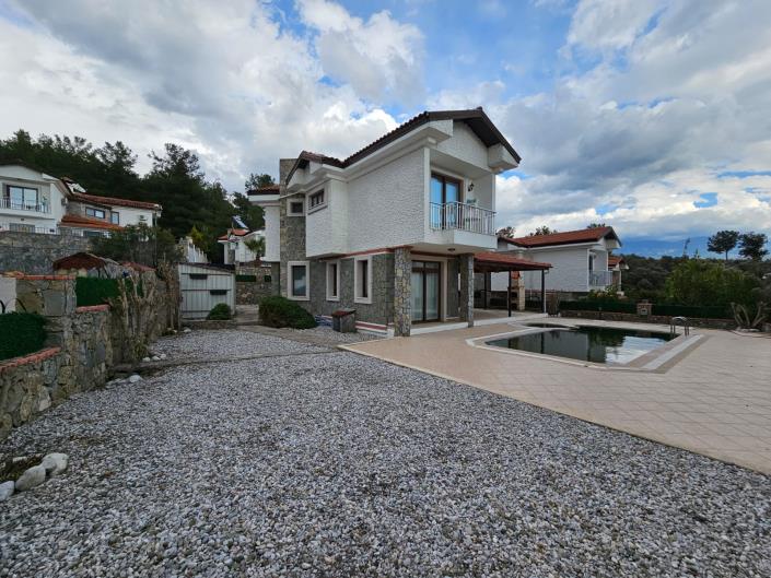 Image No.22-4 Bed Villa / Detached for sale