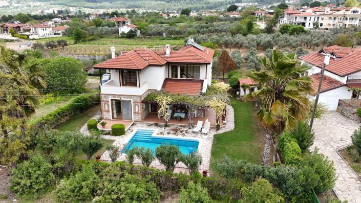 Image No.2-3 Bed Villa / Detached for sale